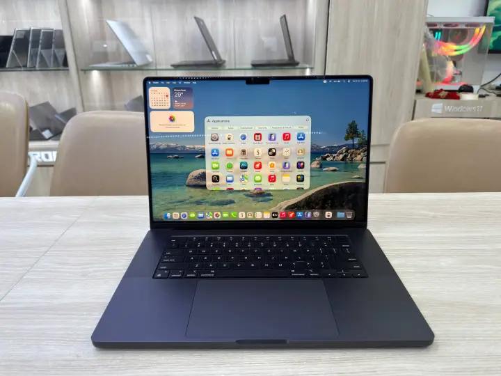 MacBook Pro 2024