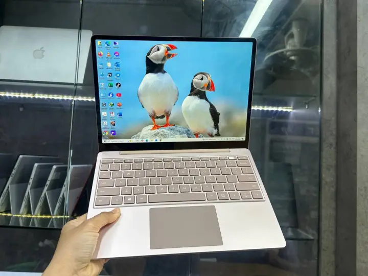 Surface Laptop Go